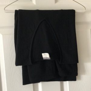 Ann Taylor lightweight wool sweater